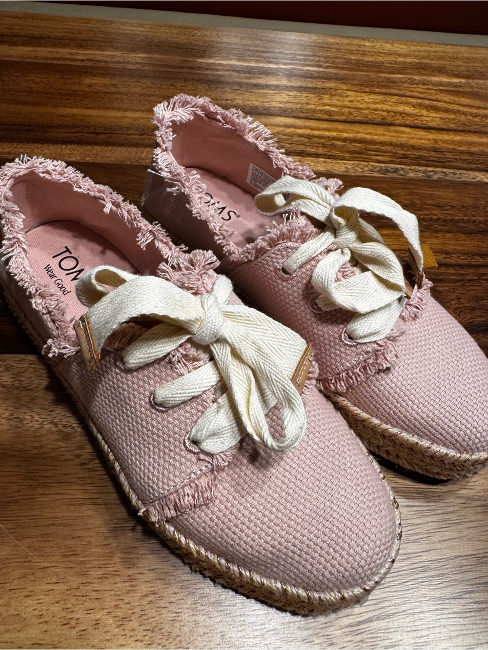 TOMS Pink Carolina Lace Up Sneakers-BRAND NEW,do not have the box
